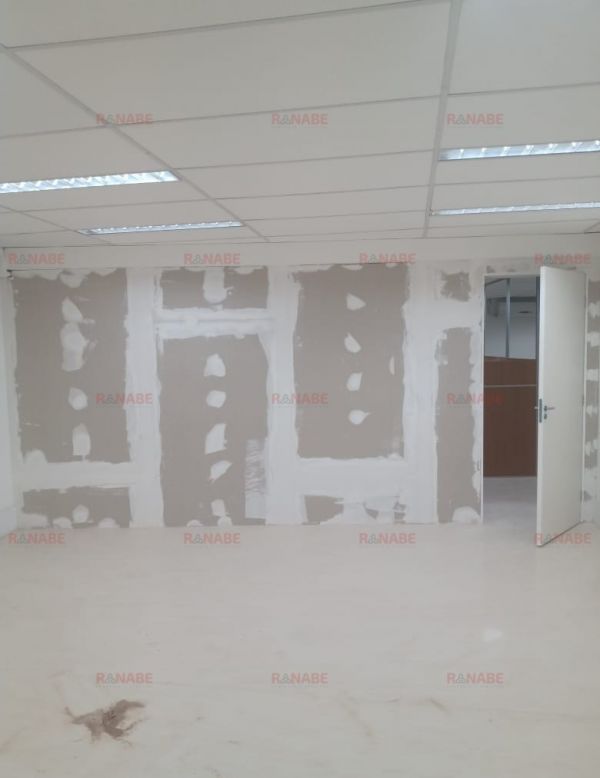 Divisória de gesso acartonado (drywall)