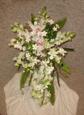 Arranjos Florais para Funerais em Video Aula