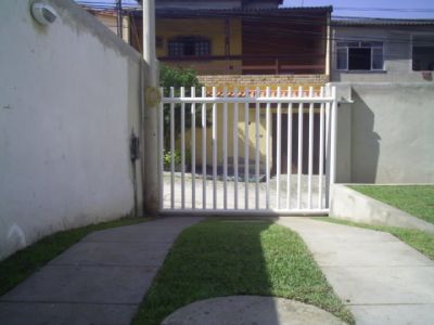 Ótima Casa Duplex em Condomínio fechado