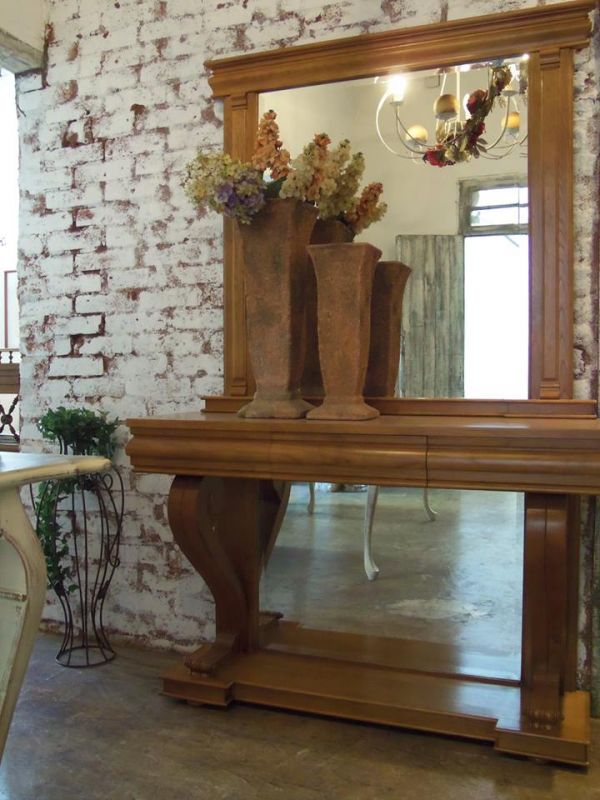 Lustrador de Móveis, Douração, Pátinas, Restauração.