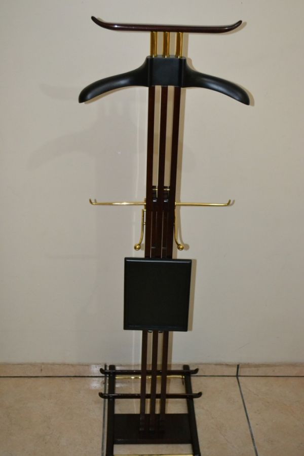 Lustrador de Móveis, Pátinas, Douração Restaurador