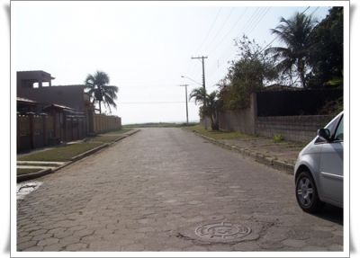  ÓTIMA CASA  A 100M DA PRAIA EM CARAGUÁ - R$150.000,00