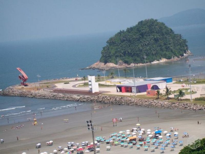 Apto na avenida da praia em Santos