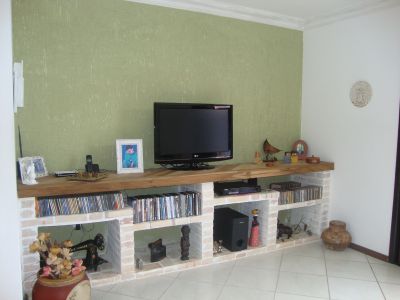 Residencia Terrea de 03 Dormitórios(suite com closet)02 vagas cobertas