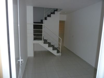 VENDE-SE SOBRADOS NOVOS NA VL. CARMOSINA, ITAQUERA - ZONA LESTE