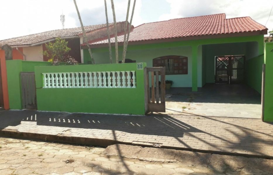 Cód.  I001 - Casa com piscina Itanhém 4 dormitórios/3 banheiros/WIFI