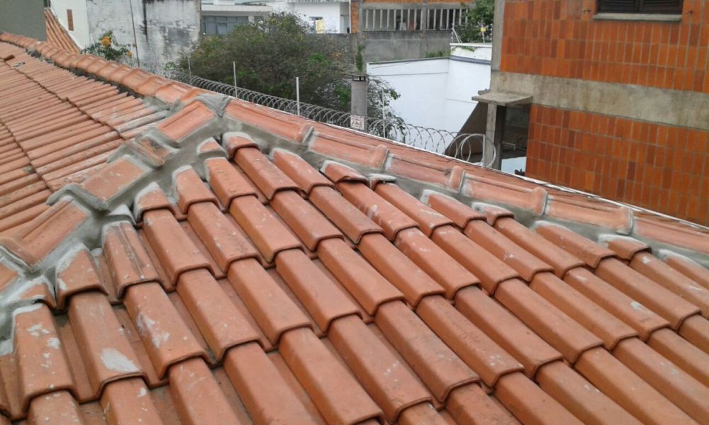 Telhadista , calhas e rufos