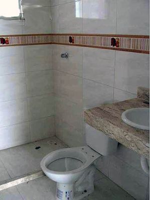 Casa em condomínio fechado a venda em Lauro de Freitas