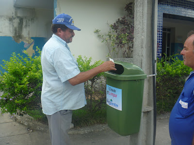 Lixeira 50 Litros para Poste de Rua 