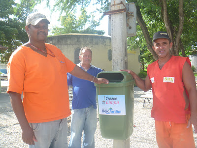 Lixeira 50 Litros para Poste de Rua 