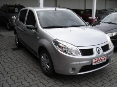 SANDERO EXPRESSION 1.6 - COMPLETA - SPACE CAR