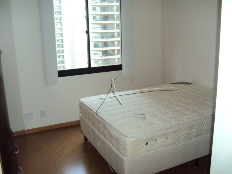 Flat 2 dts com 2 suítes em Moema