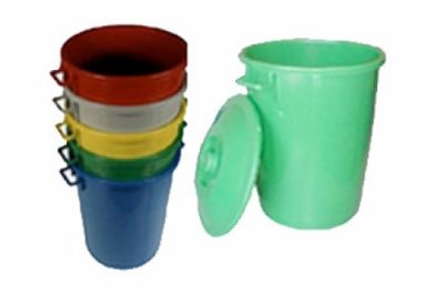 Lixeira com tampa Lisa 