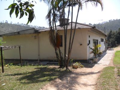 Linda chácara com 20.000 M²