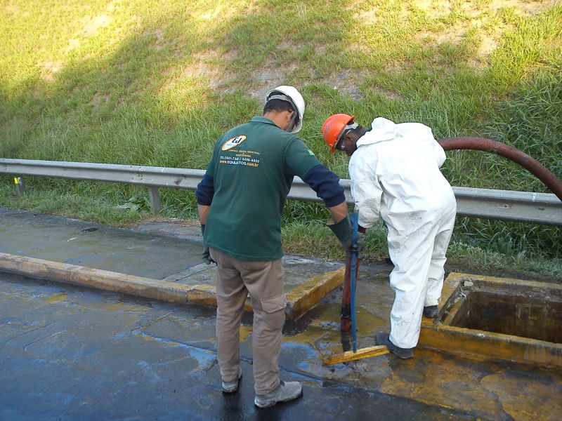 Equijatos Transportes e Limpeza Técnica Industrial Ltda me