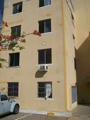 Apartamento á Venda em Cidade Satélite