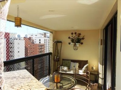 Vendo Apto na R. Carlos Weber / 117m²