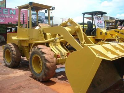 PÁ CARREGADEIRA CATERPILLAR 924F