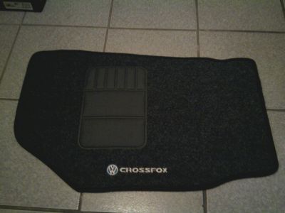 TAPETES AUTOMOTIVOS EM CARPETE