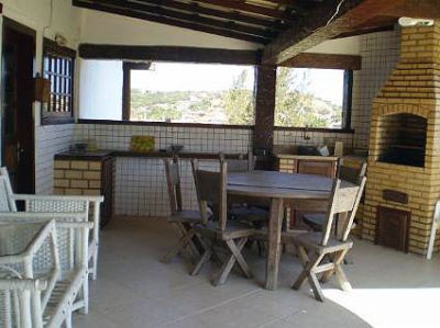 Ótima Casa Duplex em Condomínio com vista mar a venda em Buzios