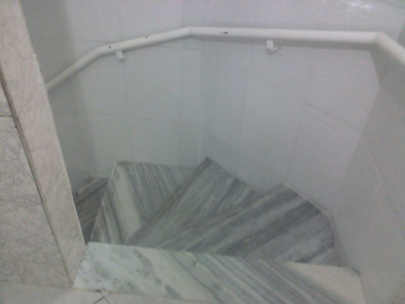 Oportunidade, 2/4 suíte, nascente, ventilado e todo reformado em Lauro de Freitas-Bahia.