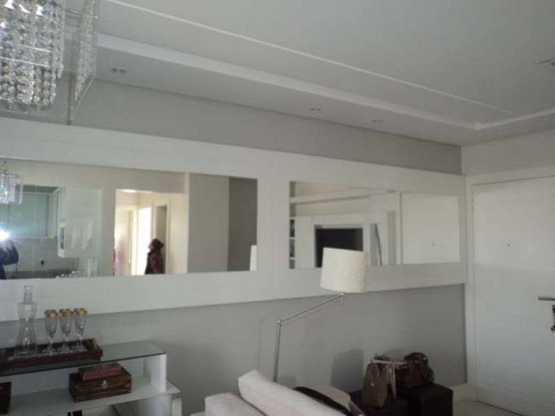 Residencial Domingos Bristot-bairro Centro (próx. bombeiros).