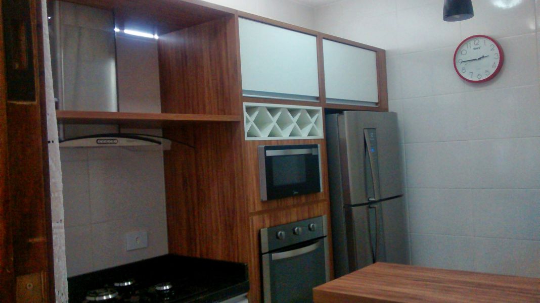 Sobrado usado com 03 dormitórios. ótima oportunidade.