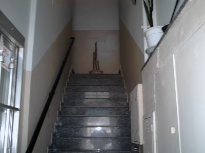 CONJUNTO COMERCIAL P/ ALUGAR 100m²