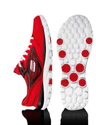 SKECHERS - CORRA COM DESEMPENHO E CONFORTO COM O MELHOR TÊNIS DE CORRIDA