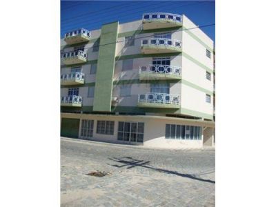 Apartamento em Perequê