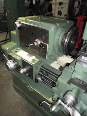 Torno Mecânico MVN 2.200 