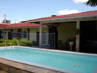 Vendo casa ótima localização