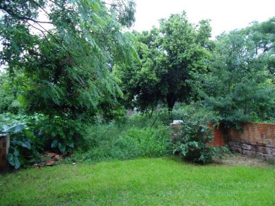 Apto Térreo com 830m² de área de terra ao fundo!!