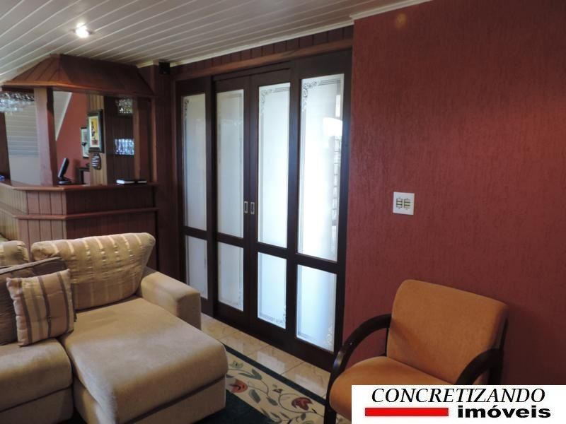 Casa em Campos do Jordão na Serra Azul