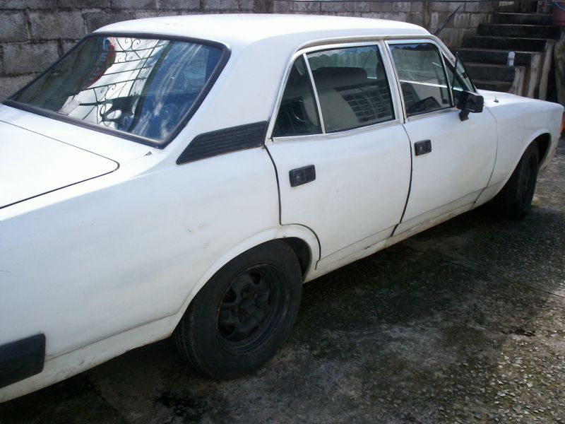 Opala comodoro 86 