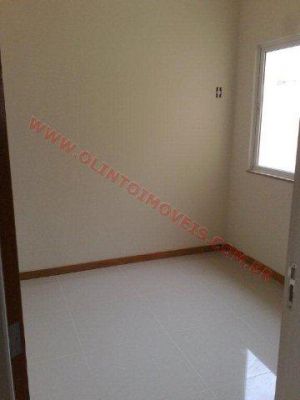 Olinto Imóveis vende Duplex 4 qts no Ouro Verde em Rio das Ostras