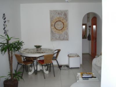 2 QUARTOS - DEPENDÊNCIA - Á VENDA NO IMBUÍ