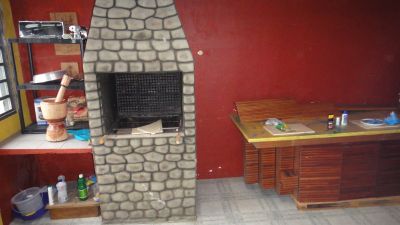 Linda casa à venda perto do Parque Tingui