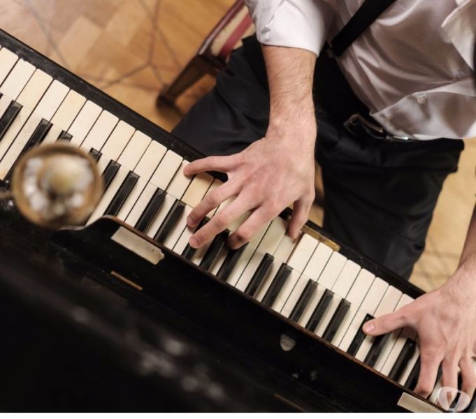 Aulas de teclado para iniciantes à domicílio