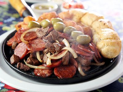 Buffet De Comida De Boteco