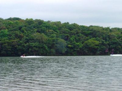 Ibiuna - Lote de 1.000mts2 Em Cond Fechado na Represa