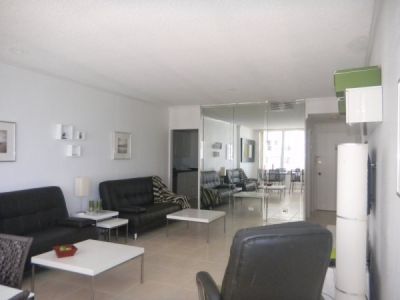 ALUGO APARTAMENTO FRENTE AL MAR MIAMI