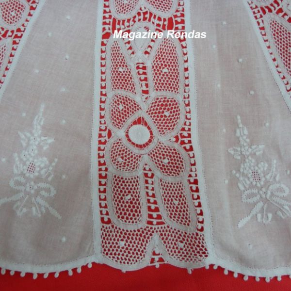 Vestido em Renda Renascença