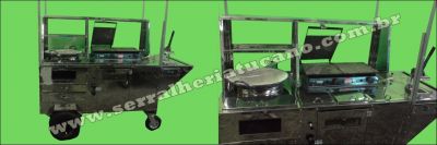 Carrinho de churrasquinho, cachorro quente, lanche , bebidas e batata frita