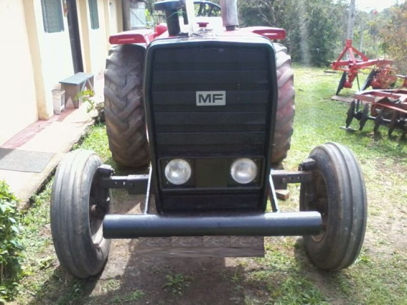 Trator Massey Ferguson 250