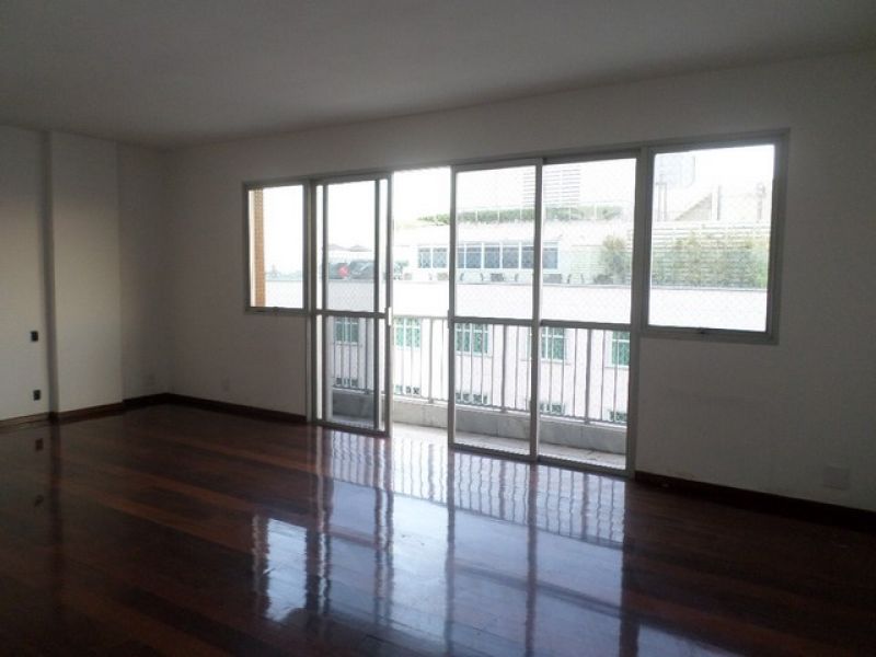 Copacabana - Atlântica - Cobertura 5 Quartos/3 Suítes - 400m2 - 4 Vagas