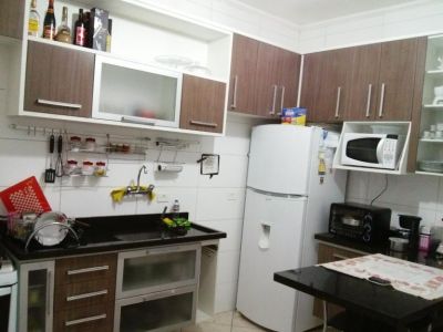 excelente sobrado com 2 drm cada um co terraço, 1vaga, sala ampla em ótimo estado de conservação