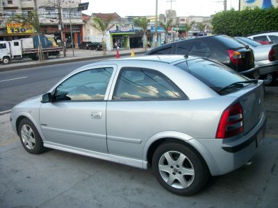 Astra 2005- 02 portas com 34.000 km