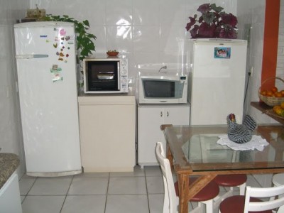 Casa com piscina na Armação 