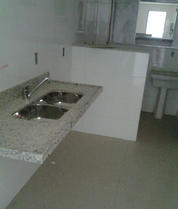 Apartamentos e Coberturas em Macaé na praia do Pecado